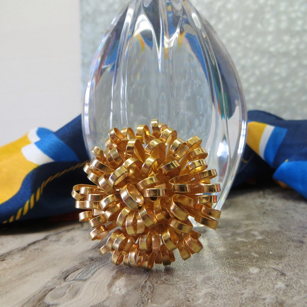 Unique Atomic Gold Glam Hot In Hollywood, Vintage Brooch Pin